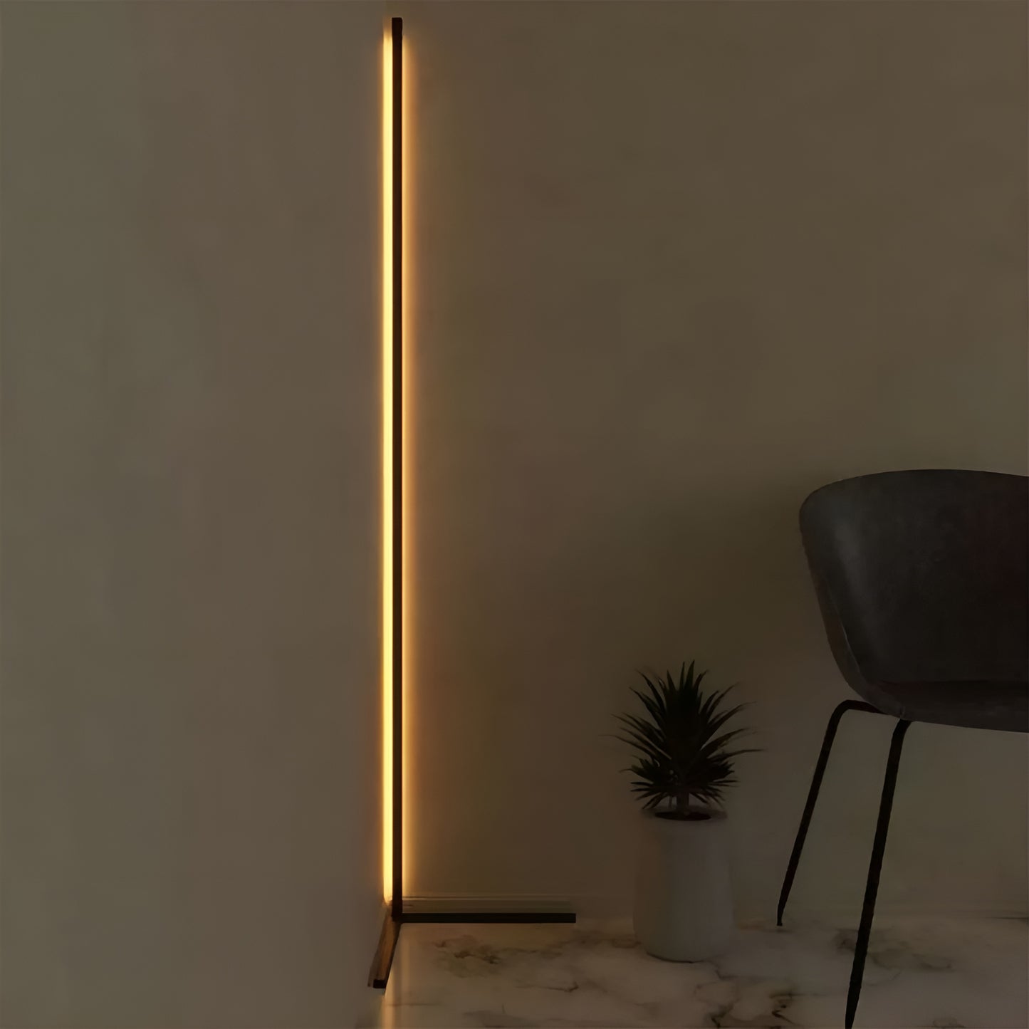 CORNER FLOOR LAMP